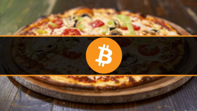 12 jaar geleden dat een in Florida gevestigde programmeur 2 Papa John's Pizza's kocht met Bitcoin