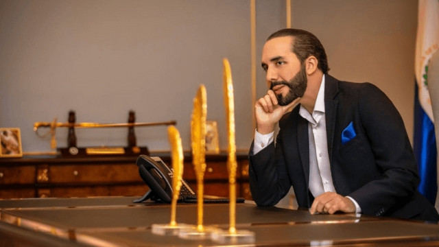 Amerikaanse senatoren roepen op tot El Salvador Bitcoin-adoptiesonde, Bukele reageert met 'OK Boomer' Barb