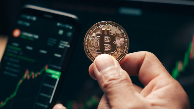 Bitcoin, Ethereum, Dogecoin pieken vooruit op de verwachte renteverhoging van de Fed - Is Crypto in voor een 'schokerige periode?'