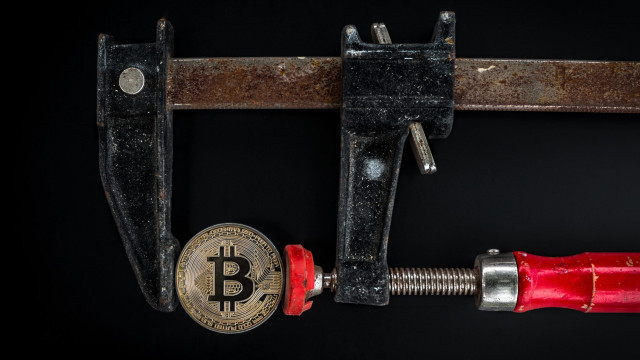 Bitcoin-prijs crasht onder $30K, aangezien markten tekenen van paranoia vertonen