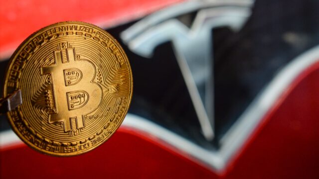 Bitcoin wordt geplaagd - zullen Tesla en MicroStrategy hun BTC verkopen?