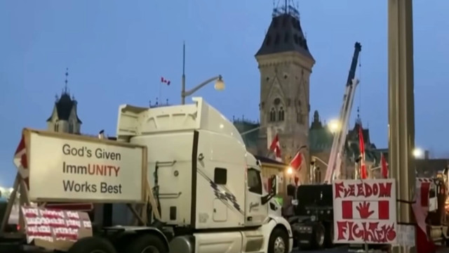 Canadese Trucker-demonstranten kijken naar Bitcoin te midden van door de rechtbank bevolen fondsbevriezing