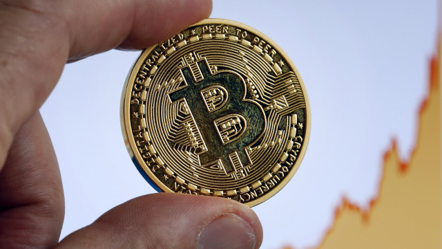 Grote cryptocurrencies, waaronder Bitcoin, Ether, stijgen te midden van angst dat Rusland sancties met crypto zal ontwijken