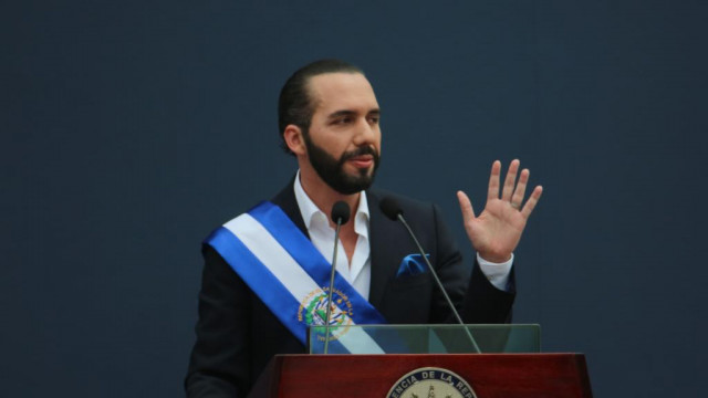 President van El Salvador schiet op Joe Biden terwijl het voorstel van de senaat de acceptatie van Bitcoin in het Midden-Amerikaanse land in twijfel trekt