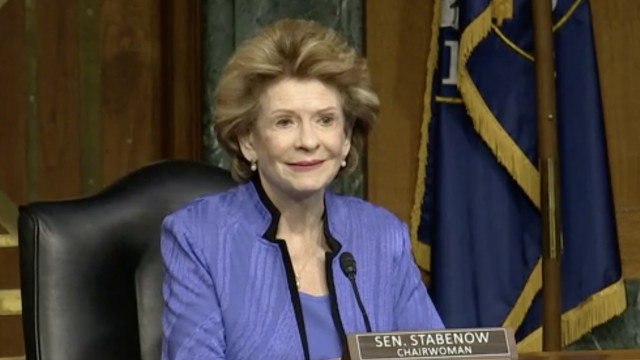 Senator woedt over de koolstofvoetafdruk van minder dan 0,08% van Bitcoin