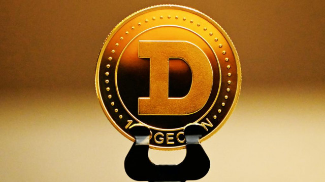 Waarom handelt Dogecoin vandaag plat, zelfs als andere crypto's groen knipperen?